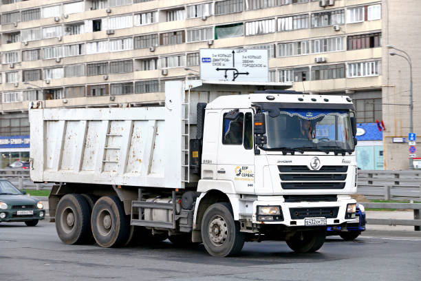 keunggulan penggunaan Dump Truck Shacman