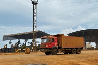 Durasi Penggantian Ban Truk Shacman