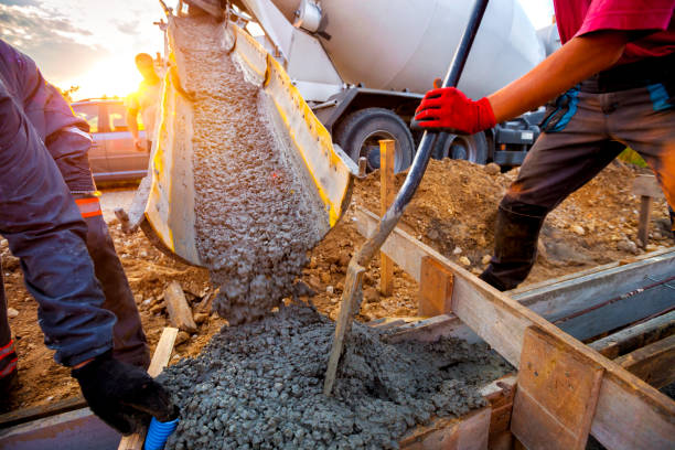 cara membersihkan Truk Pengaduk Beton