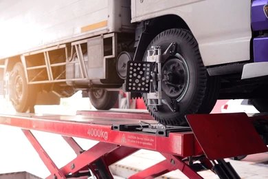 cegah Kerusakan Roda Truk Heavy Duty