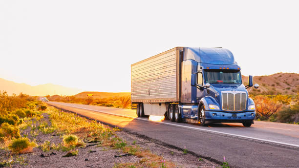 Truk untuk kebutuhan pengangkutan Material Berat