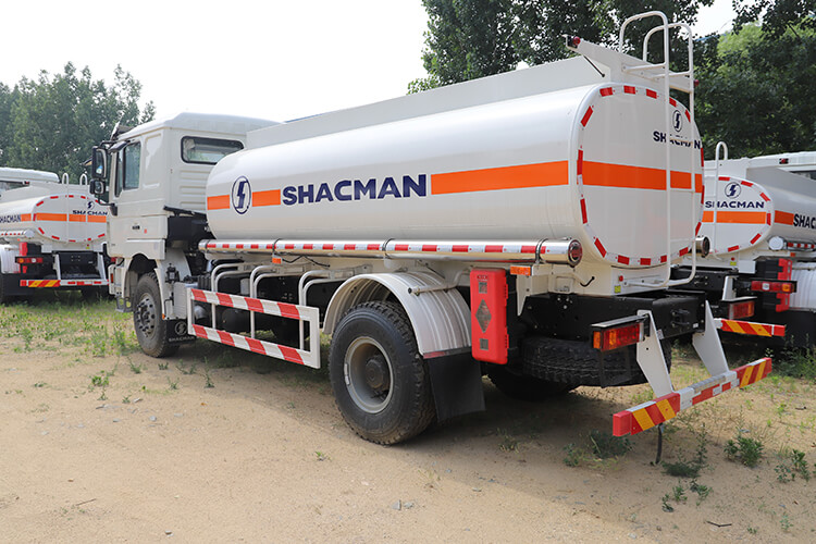 jenis dari Fuel Truck